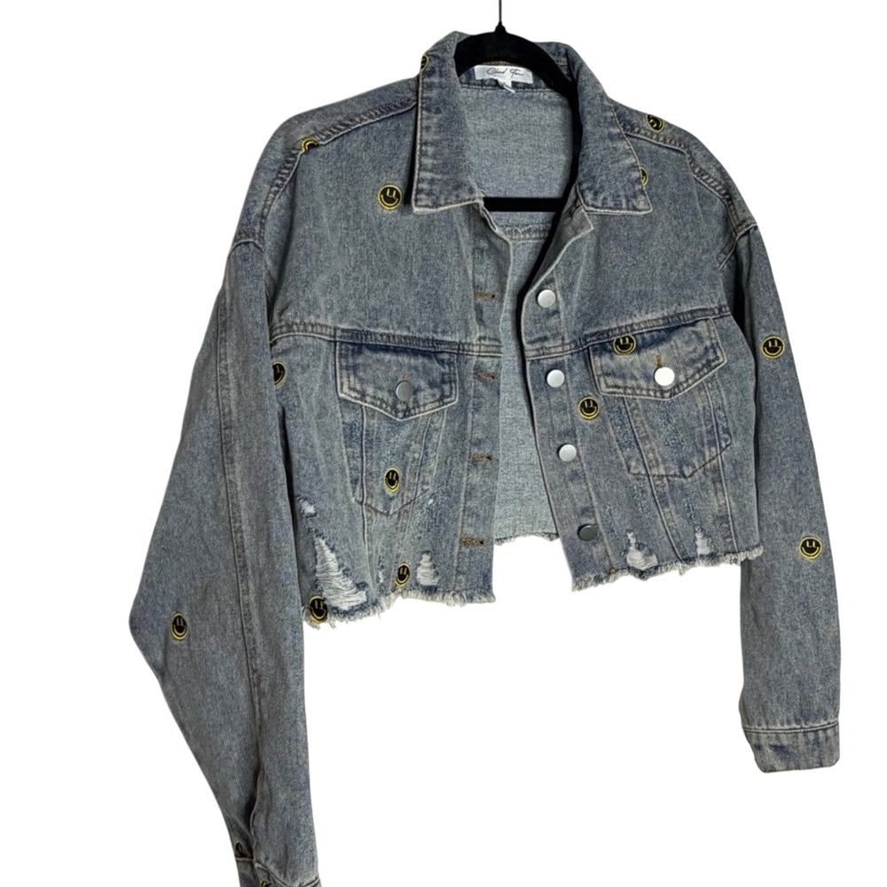Cloud Ten Women's Size M Smiley Face Patch Cropped Denim Jean Jacket Grunge - Picture 5 of 10